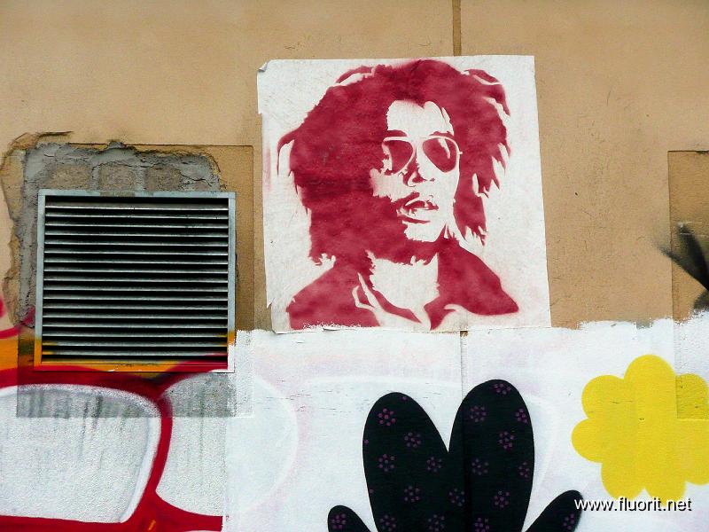 graf_jimmy_h.jpg - Graffiti - gens célèbres - Jimmy Hendrix 1 © fluorit