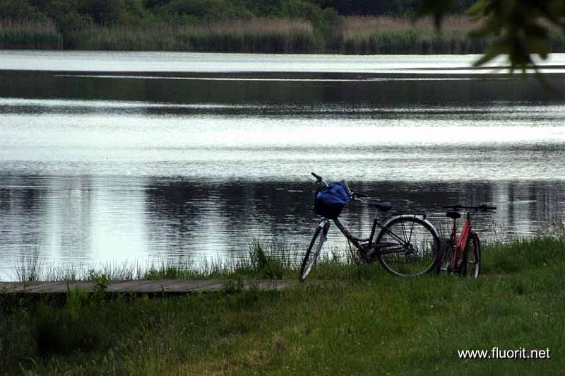 DSC03696r30.jpg - Jeux d'Eau - Fluorit © le lac aux deux vélos